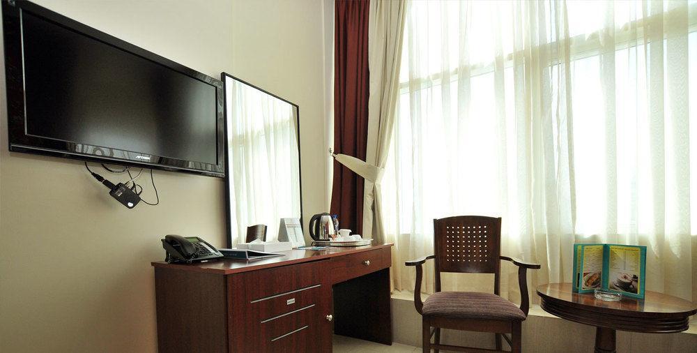 Center Ville Hotel Abu Dhabi Exterior foto